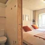 Madragoa Modern *