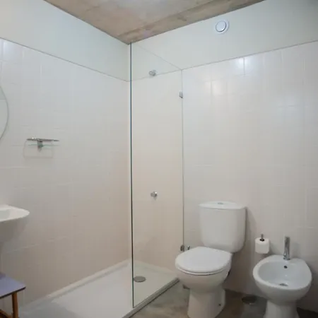 Madragoa Modern Apartamento
