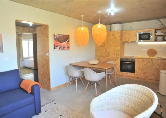 Madragoa Modern * Lisbon