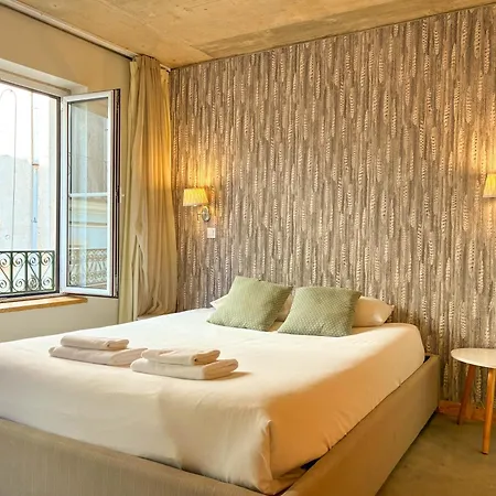 Madragoa Modern Apartment