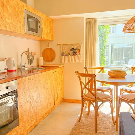 Apartment Madragoa Modern Lissabon